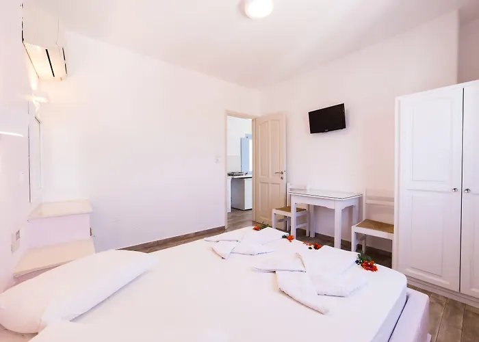 Stratos & Appart hôtel 4*