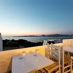 Stratos & Ξενοδοχείο με διαμερίσματα