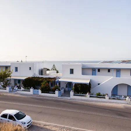 Aparthotel Stratos &