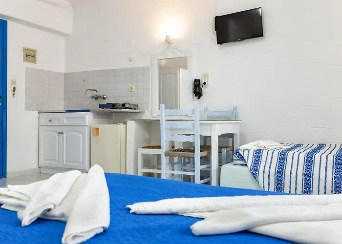 Aparthotel Stratos &