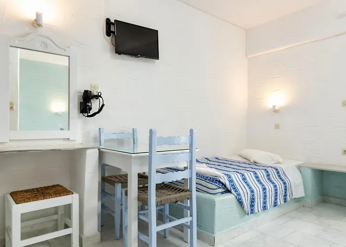 Aparthotel Stratos &